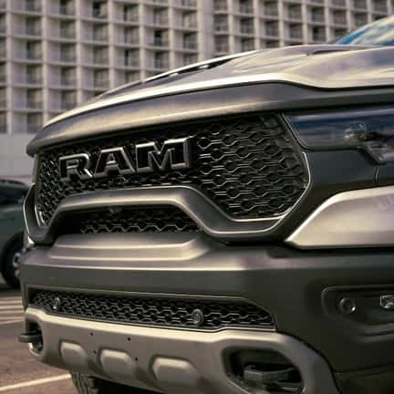 Ram 2500 HD grille