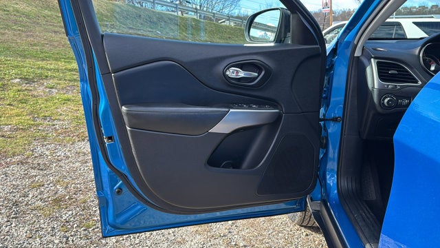 2022 Jeep Cherokee Latitude Lux