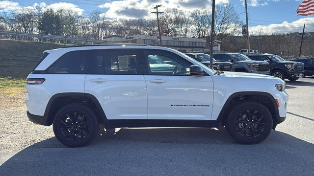 2024 Jeep Grand Cherokee Altitude
