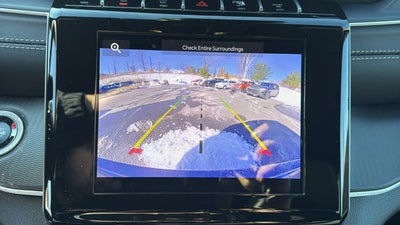 2025 Jeep GRAND CHEROKEE LAREDO