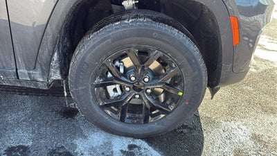 2025 Jeep GRAND CHEROKEE LAREDO