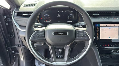2026 Jeep Grand Cherokee Laredo Altitude