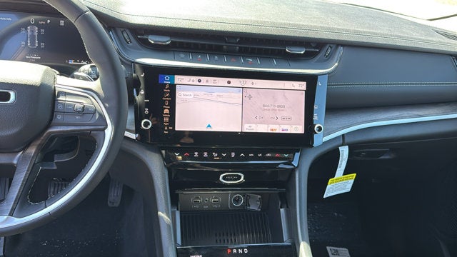 2026 Jeep Grand Cherokee Laredo Altitude