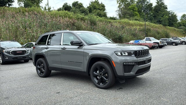 2027 Jeep Grand Cherokee Limited