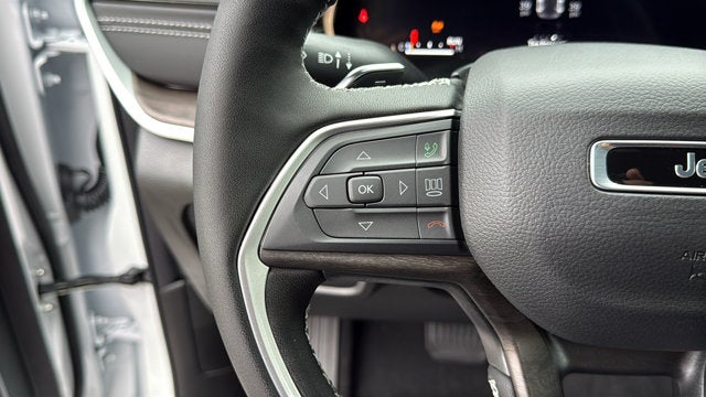 2027 Jeep Grand Cherokee Limited Reserve
