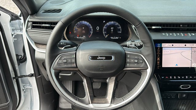 2027 Jeep Grand Cherokee Limited Reserve