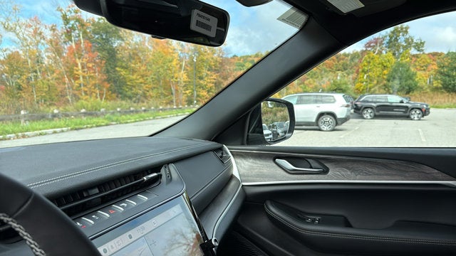 2027 Jeep Grand Cherokee Limited Reserve