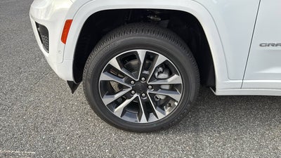 2025 Jeep Grand Cherokee Overland