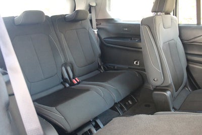 2022 Jeep Grand Cherokee L Laredo