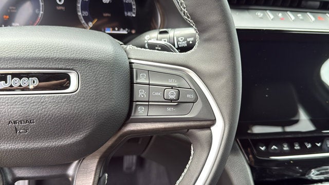 2026 Jeep Grand Cherokee L Laredo Altitude