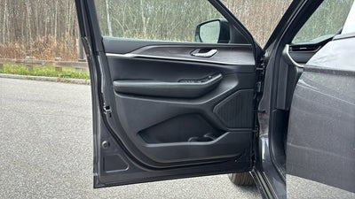 2026 Jeep Grand Cherokee L Laredo Altitude