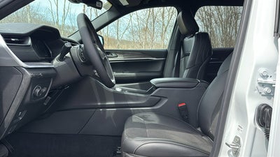 2026 Jeep Grand Cherokee L Laredo Altitude