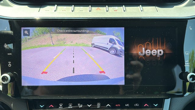 2026 Jeep Grand Cherokee L Laredo Altitude
