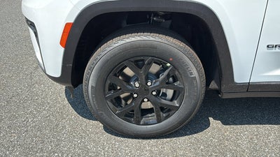 2026 Jeep Grand Cherokee L Laredo Altitude