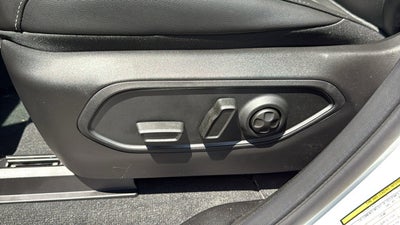 2026 Jeep Grand Cherokee L Laredo Altitude