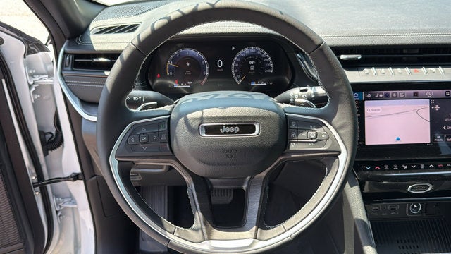 2026 Jeep Grand Cherokee L Laredo Altitude
