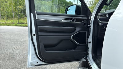 2026 Jeep Grand Wagoneer Limited Reserve