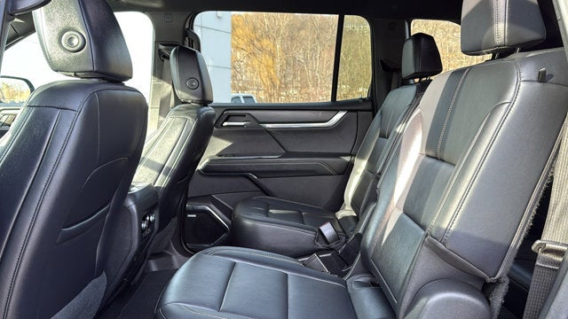 2024 GMC Acadia AWD Elevation