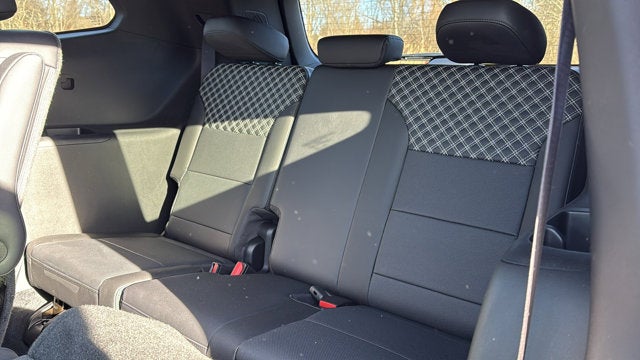 2024 GMC Acadia AWD Denali