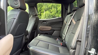 2023 GMC Canyon 4WD Denali