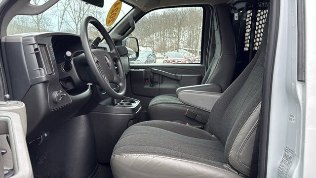 2024 GMC Savana Cargo Van BASE
