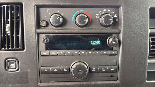 2024 GMC Savana Cargo Van BASE