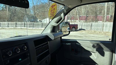 2024 GMC Savana Cargo Van BASE