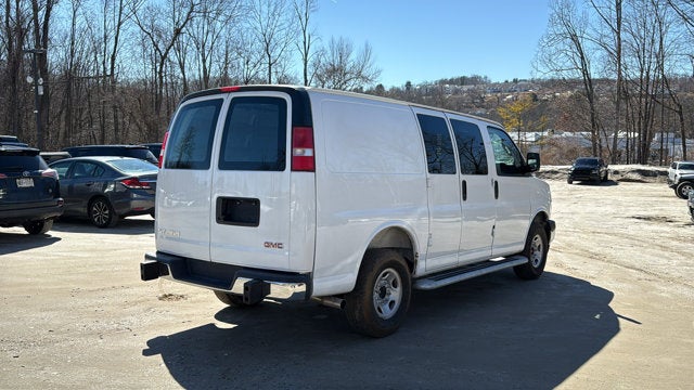 2025 GMC Savana Cargo Van BASE