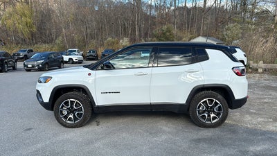 2024 Jeep Compass Trailhawk