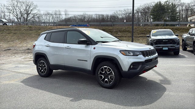 2025 Jeep Compass Trailhawk