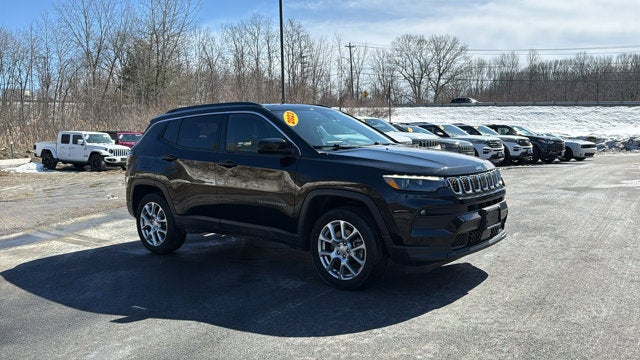 2023 Jeep Compass Latitude Lux
