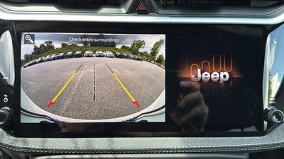 2026 Jeep Cherokee Laredo