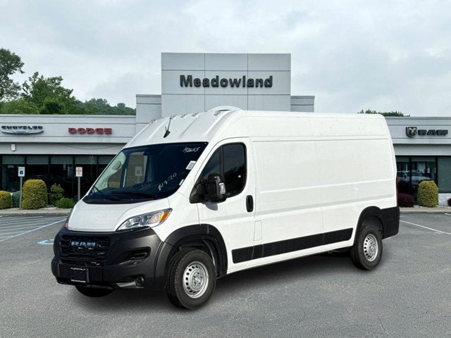 2026 RAM ProMaster Cargo Van Tradesman
