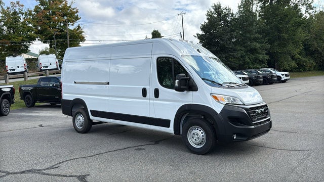 2026 RAM ProMaster Cargo Van Tradesman