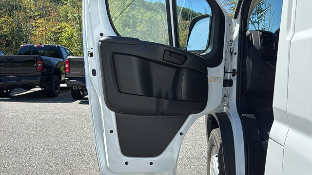 2026 RAM ProMaster Cargo Van Tradesman