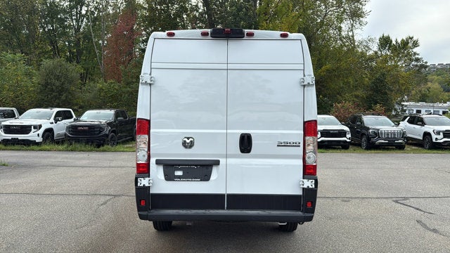 2025 RAM ProMaster Cargo Van Tradesman