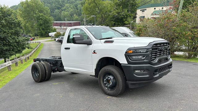 2025 RAM 3500 Chassis Cab Tradesman