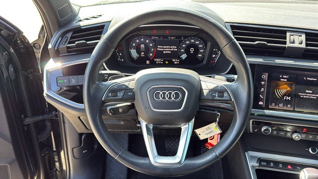 2023 Audi Q3 S line Premium