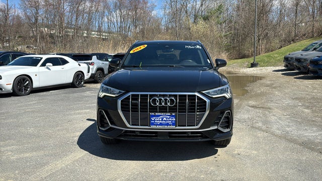 2023 Audi Q3 S line Premium