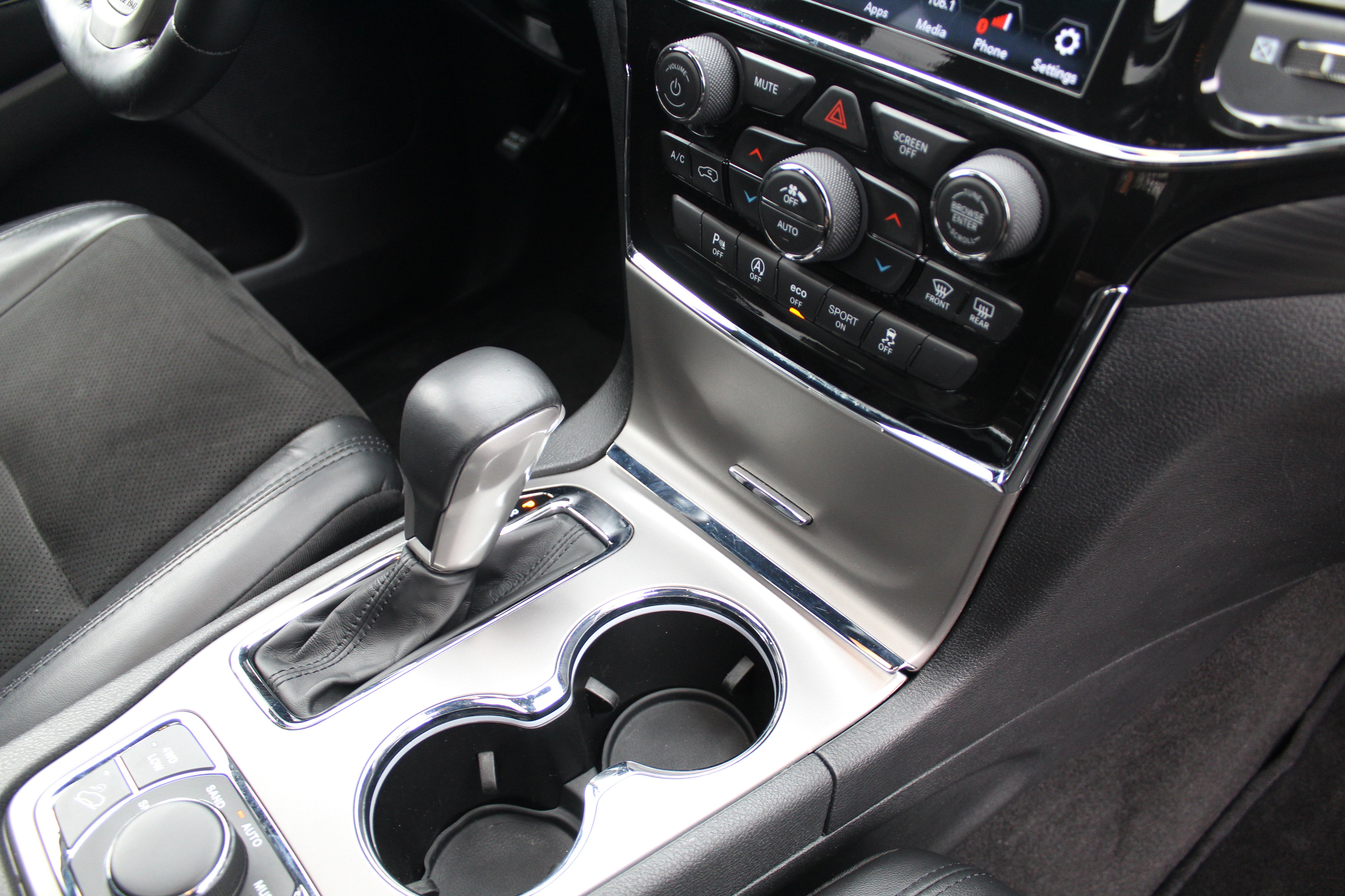 2022 Jeep Grand Cherokee WK Laredo X