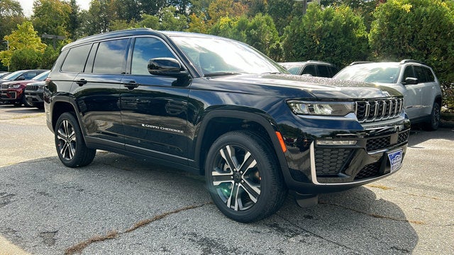 2027 Jeep Grand Cherokee Laredo X