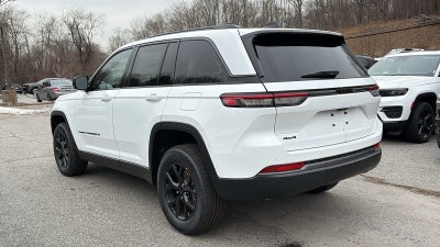 2026 Jeep Grand Cherokee Laredo Altitude