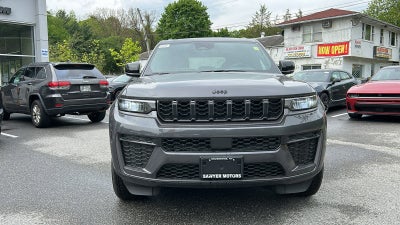 2026 Jeep Grand Cherokee Laredo Altitude