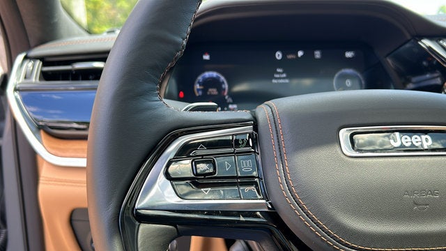 2027 Jeep Grand Cherokee Limited