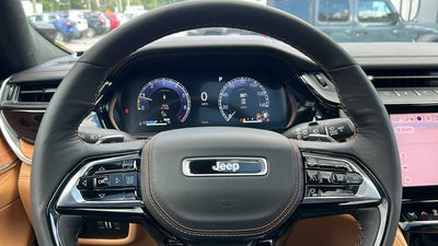 2027 Jeep Grand Cherokee Limited