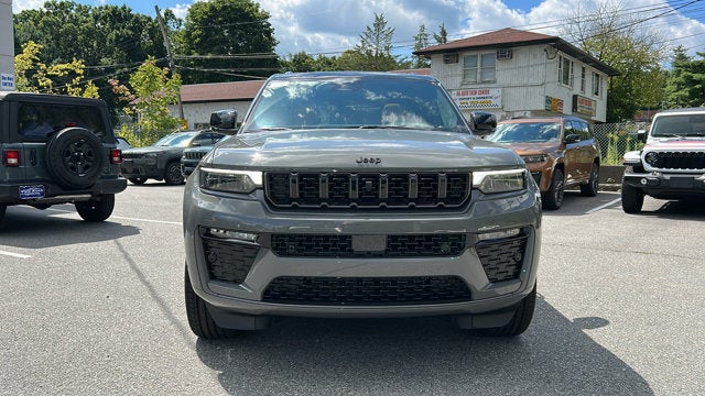 2027 Jeep Grand Cherokee Limited