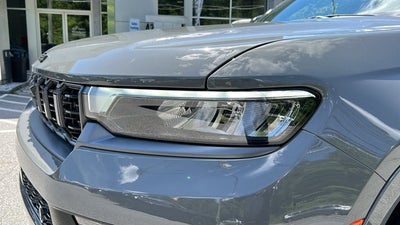 2027 Jeep Grand Cherokee Summit