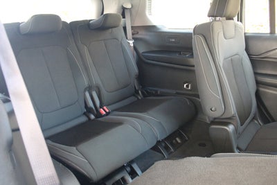 2022 Jeep Grand Cherokee L Laredo