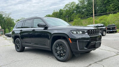 2026 Jeep Grand Cherokee L Laredo Altitude