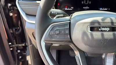 2026 Jeep Grand Cherokee L Laredo Altitude